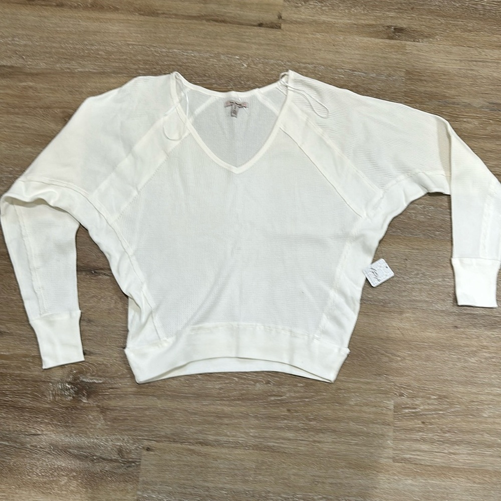 NWT women’s small free people oversized small v neck waffle shirt